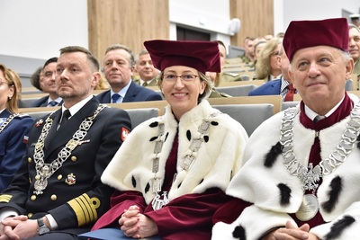 Pierwsza inauguracja roku akademickiego w Wyższej Szkole SG 