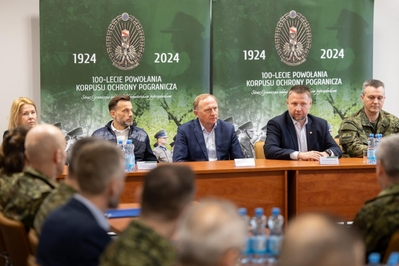 Minister Spraw Wewnętrznych i Administracji w Podlaskim Oddziale Straży Granicznej 