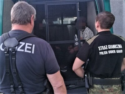 Więzienie za przemyt cudzoziemców 