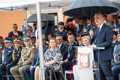 Minister SWiA przemawia podczas obchodów Święta Służby Ochrony Państwa Minister SWiA przemawia podczas obchodów Święta Służby Ochrony Państwa