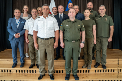 Zdjęcie grupowe uczestników spotkania Zdjęcie grupowe uczestników spotkania