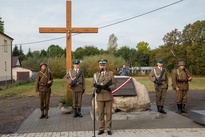 Komendant Nadbużańskiego Oddziału Straży Granicznej podczas przemówienia. Komendant Nadbużańskiego Oddziału Straży Granicznej podczas przemówienia.