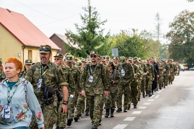 Uczestnicy marszu szlakiem Korpusu Ochrony Pogranicza Uczestnicy marszu szlakiem Korpusu Ochrony Pogranicza