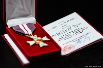 „Medal 30-lecia restytucji Prawosławnego Ordynariatu Wojska Polskiego” wręczony gen. dyw. SG Robertowi Baganowi „Medal 30-lecia restytucji Prawosławnego Ordynariatu Wojska Polskiego” wręczony gen. dyw. SG Robertowi Baganowi