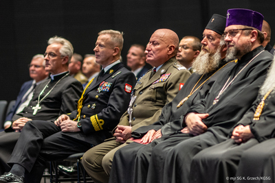 Zaproszeni goście podczas uroczystości jubileusz 30-lecia restytucji Prawosławnego Ordynariatu Wojska Polskiego Zaproszeni goście podczas uroczystości jubileusz 30-lecia restytucji Prawosławnego Ordynariatu Wojska Polskiego