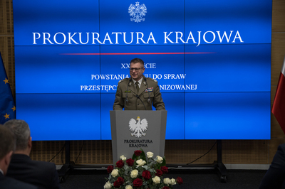Gen. bryg. SG Tomasz Michalski przemawia podczas obchodów XXX-lecia pionu ds. przestępczości zorganizowanej w Prokuraturze Krajowej. Gen. bryg. SG Tomasz Michalski przemawia podczas obchodów XXX-lecia pionu ds. przestępczości zorganizowanej w Prokuraturze Krajowej.