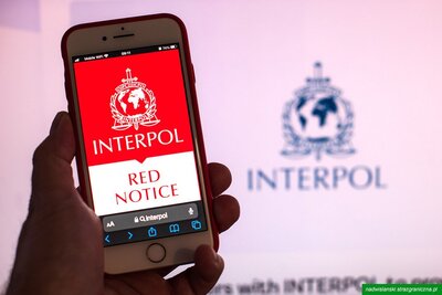 Czerwona nota Interpolu Czerwona nota Interpolu