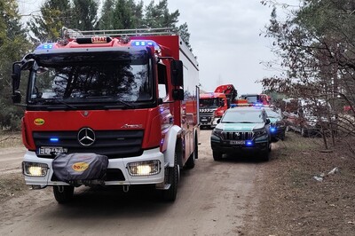 Pojazdy służbowe SG i Straży Pożarnej. Pojazdy służbowe SG i Straży Pożarnej.