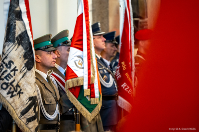 Uroczyste obchody upamiętniające 85. rocznicę Zbrodni Katyńskiej Uroczyste obchody upamiętniające 85. rocznicę Zbrodni Katyńskiej