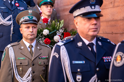 Uroczyste obchody upamiętniające 85. rocznicę Zbrodni Katyńskiej Uroczyste obchody upamiętniające 85. rocznicę Zbrodni Katyńskiej