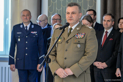 Komendant Główny SG przemawia podczas wielkanocnego spotkania w Komendzie Głównej SG Komendant Główny SG przemawia podczas wielkanocnego spotkania w Komendzie Głównej SG