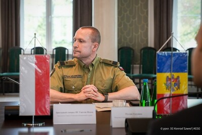 Zastępca Komendanta Głównego Straży Granicznej podczas wizyty delegacji Mołdawii w Komendzie Głównej SG Zastępca Komendanta Głównego Straży Granicznej podczas wizyty delegacji Mołdawii w Komendzie Głównej SG
