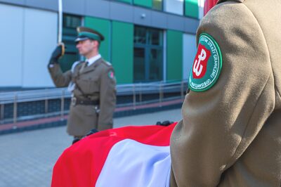 Dzień Flagi Rzeczypospolitej Polskiej w Nadwiślańskim Oddziale Straży Granicznej Dzień Flagi Rzeczypospolitej Polskiej w Nadwiślańskim Oddziale Straży Granicznej