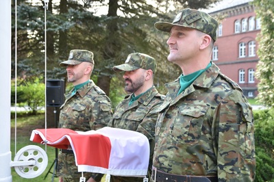 Dzień Flagi Rzeczypospolitej Polskiej w Wyższej Szkole Straży Granicznej Dzień Flagi Rzeczypospolitej Polskiej w Wyższej Szkole Straży Granicznej