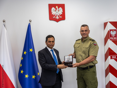 Ambasador Bangladeszu i Komendant Główny SG 
