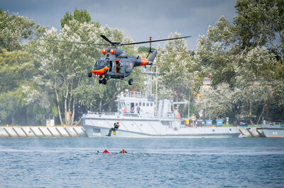 Helikopter podczas szkolenia Helikopter podczas szkolenia