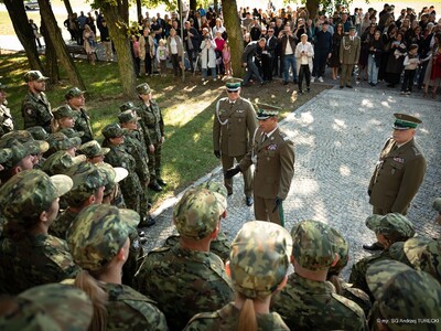 Nowi funkcjonariusze w szeregach Straży Granicznej Nowi funkcjonariusze w szeregach Straży Granicznej