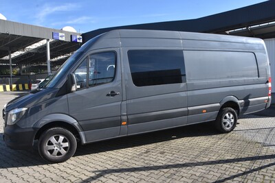 Zatrzymany mercedes Zatrzymany mercedes