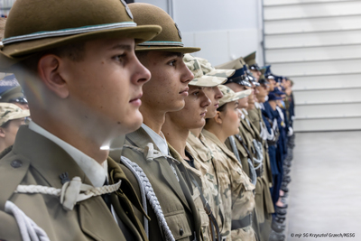 Trwa finałowa rywalizacja II Ogólnopolskiego Przeglądu Musztry Klas Mundurowych Trwa finałowa rywalizacja II Ogólnopolskiego Przeglądu Musztry Klas Mundurowych