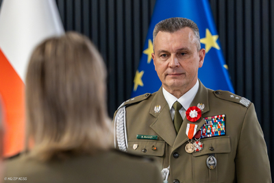 Wyróżnienia i awanse z okazji Święta Niepodległości 