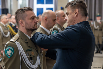 Wyróżnienia i awanse z okazji Święta Niepodległości 