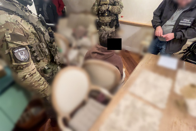 Funkcjonariusze Straży Granicznej podczas wykonywania czynności służbowych Funkcjonariusze Straży Granicznej podczas wykonywania czynności służbowych