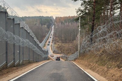 Wizyta Wiceministra SWiA na granicy polsko-białoruskiej Wizyta Wiceministra SWiA na granicy polsko-białoruskiej
