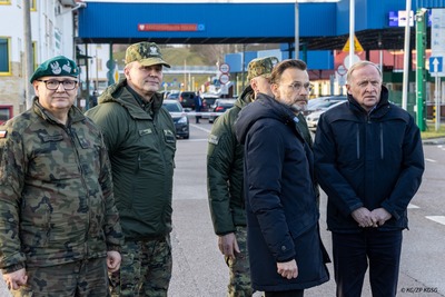 Wizyta Wiceministra SWiA na granicy polsko-białoruskiej Wizyta Wiceministra SWiA na granicy polsko-białoruskiej