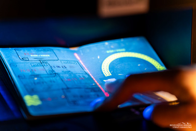 Funkcjonariusze Straży Granicznej podczas wykonywania czynności służbowych Funkcjonariusze Straży Granicznej podczas wykonywania czynności służbowych