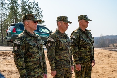 Wizyta Ministra MSWiA przy granicy 