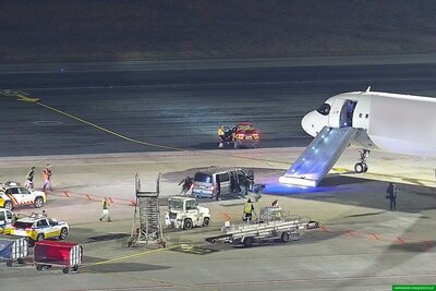 Funkcjonariusze Straży Granicznej podczas interwencji na lotnisku Funkcjonariusze Straży Granicznej podczas interwencji na lotnisku