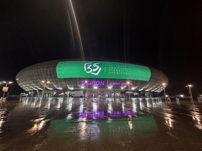 Wyjątkowy jubileusz Straży Granicznej – Polska rozbłysła na zielono Wyjątkowy jubileusz Straży Granicznej – Polska rozbłysła na zielono