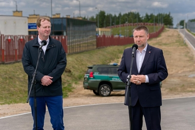 Wizyta Ministrów Spraw Wewnętrznych Polski i Irlandii na granicy polsko-białoruskiej 