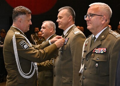 Gen. dyw. SG Robert Bagan uhonorowany Odznaką Honorową Służby Kontrwywiadu Wojskowego Gen. dyw. SG Robert Bagan uhonorowany Odznaką Honorową Służby Kontrwywiadu Wojskowego