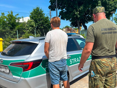 Udawał kuriera żywności, a przewoził migrantów Udawał kuriera żywności, a przewoził migrantów