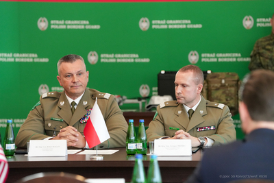 Polsko – amerykańska współpraca dla bezpieczeństwa granic. Przedstawiciele amerykańskich służb z wizytą w Warszawie Polsko – amerykańska współpraca dla bezpieczeństwa granic. Przedstawiciele amerykańskich służb z wizytą w Warszawie