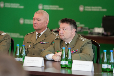 Polsko – amerykańska współpraca dla bezpieczeństwa granic. Przedstawiciele amerykańskich służb z wizytą w Warszawie Polsko – amerykańska współpraca dla bezpieczeństwa granic. Przedstawiciele amerykańskich służb z wizytą w Warszawie
