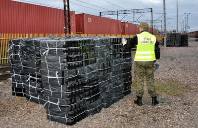 papierosy w pociągu 21,3 mln #1