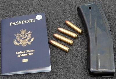 Amunicja i paszport USA 