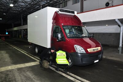 odzyskany pojazd marki IVECO 