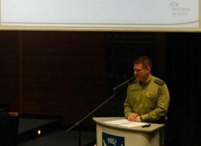 przedstawiciel SG podczas wystapienia 
