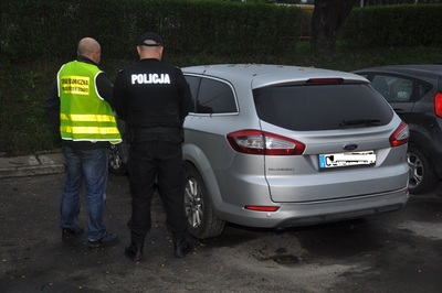 kradziony ford mondeo