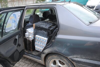 volkswagen wypełniony kontrabandąz