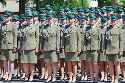 Promocja oficerska w Centralnym Ośrodku Szkolenia SG w Koszalinie 